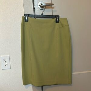 Light green pencil skirt